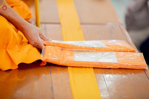 ภาพ No.177407:พิธีถวายภัตตาหารเมนูสวรรค์ และพิธีบุพเปตพลี ครั้งที่ 158 ร่วมอุทิศบุญแด่หมู่ญาติที่ล่วงลับไปแล้ว และสืบทอดอายุพระพุทธศาสนา ณ วัดพระธรรมกาย วันที่ 30 พฤศจิกายน พ.ศ.2567 (วันพระ แรม 15 ค่ำ เดือน 12)