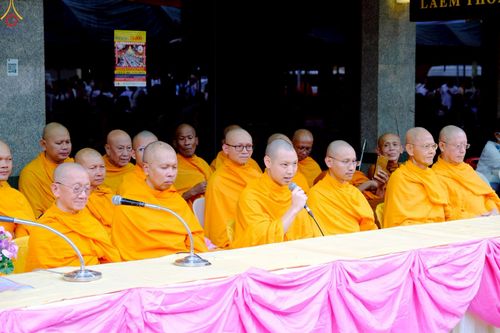 ภาพ No.238204:วันเสาร์ที่ 9 สิงหาคม พ.ศ. 2568 พิธีไถ่ชีวิตโค-โคท้อง 162 ตัว ณ ใจกลางนครหาดใหญ่ จ.สงขลา