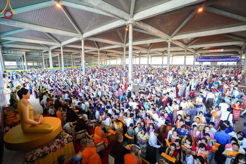 ภาพ No.100076:พิธีทอดผ้าป่า เมียนมาร์ และพิธีสวดธรรมจักร ครั้งที่ 5 ประจำปี พ.ศ. 2566 วันอาทิตย์ที่ 3 ธันวาคม พ.ศ. 2566