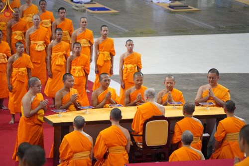 ภาพ No.153231:พิธีมุทิตาสักการะ พระภิกษุ-สามเณร ผู้สอบไล่ได้เปรียญธรรม ประโยค 1-2 ถึงประโยค ป.ธ.9 และบาลีศึกษา ประโยค1-2 ถึง บ.ศ.9 , พิธีมอบดวงแก้วสามเณรผู้ทรงบาลีไวยากรณ์ วัดพระธรรมกาย และ ศูนย์ส่งเสริมศีลธรรมในประเทศและต่างประเทศ วันอาทิตย์ที่ 8 กันยายน พ.ศ.2567