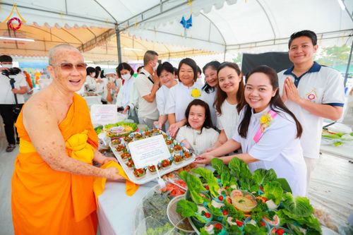 ภาพ No.117443:พิธีถวายภัตตาหารเป็นสังฆทาน แด่คณะพระธรรมยาตรา วันที่ 23 มกราคม พ.ศ. 2567 ณ อนุสรณ์สถานบางปลา อ.บางเลน จ.นครปฐม