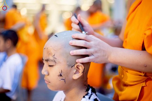 ภาพ No.213695:วันอาทิตย์ที่ 30 มีนาคม พ.ศ. 2568 พิธีตัดปอยผม โครงการหน่อแก้วเปรียญธรรม รุ่นที่ 13 ณ ค่ายจองแชมป์ หมู่กุฏิสามเณรเปรียญธรรม วัดพระธรรมกาย