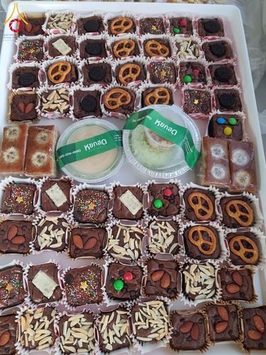 ภาพ No.197965:สาธุชนถวายภัตตาหารเป็นสังฆทาน แด่พระธรรมยาตรา ณ วัดโบสถ์(บน) ตำบลบางคูเวียง อำเภอบางกรวย จังหวัดนนทบุรี ในโครงการธรรมยาตรา กตัญญูบูชา มหาปูชนียาจารย์ พระมงคลเทพมุนี(สด จนฺทสโร) พระผู้ปราบมาร อนุสรณ์สถาน 7 แห่ง ปีที่ 13 วันที่ 19 มกราคม พ.ศ. 2568