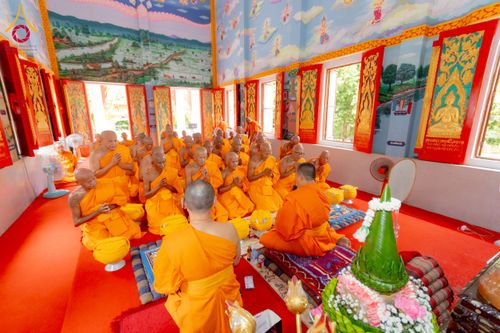 ภาพ No.231825:วันเสาร์ ที่ 5 กรกฎาคม พ.ศ. 2568 พิธีบรรพชา อุปสมบท โครงการอุปสมบท บูชาธรรมมหาปูชนียาจารย์ รุ่นเข้าพรรษา ณ วัดเกาะแก้วประชานุรักษ์ อ.วังทอง  จ.พิษณุโลก