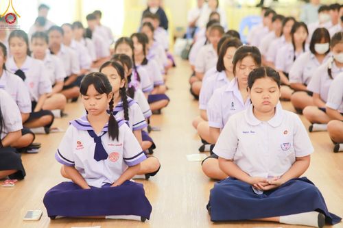 ภาพ No.103492:วันรวมพลังเด็กดี V-Star ผู้นำฟื้นฟูศีลธรรมโลก จังหวัดเชียงรายและจังหวัดพะเยา ณ ศูนย์ปฏิบัติธรรมจังหวัดเชียงราย วันที่ 2 ธันวาคม พ.ศ. 2566