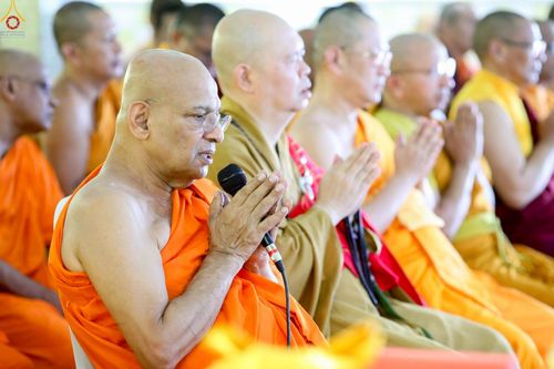 ภาพ No.245049:วันที่ 30-31 สิงหาคม พ.ศ. 2568 พิธีฉลองสมโภช พระบรมสารีริกธาตุ ณ วัดพระธรรมกายกัวลาลัมเปอร์ ประเทศมาเลเซีย เพื่ออัญเชิญไปประดิษฐาน ณ วัดพุทธมหาวิหาร ประเทศศรีลังกา