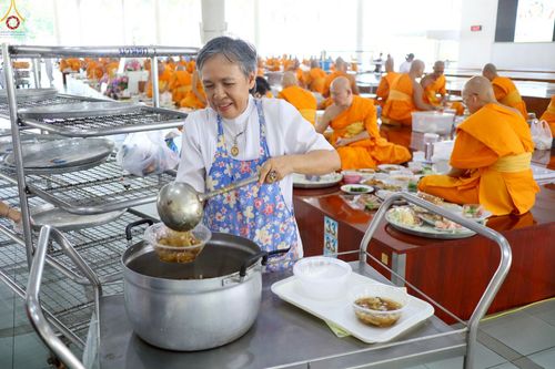 ภาพ No.237990:วันเสาร์ที่ 9 สิงหาคม พ.ศ. 2568 (วันพระ ขึ้น 15 ค่ำ เดือน 9) พิธีบุพเปตพลี ครั้งที่ 168 ร่วมอุทิศบุญแด่หมู่ญาติที่ล่วงลับไปแล้ว และสืบทอดอายุพระพุทธศาสนา ณ หอฉันคุณยายอาจารย์ฯ วัดพระธรรมกาย