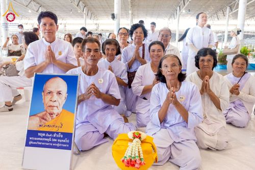 ภาพ No.277430:วันเสาร์ที่ 6 ธันวาคม พ.ศ. 2568 พิธีบรรพชาอุปสมบทและพิธีถวายบาตร โครงการอุปสมบทบูชาธรรมมหาปูชนียาจารย์ ประจำปี พ.ศ.2568 โครงการบวชพระนานาชาติ AEC และ WAB รุ่น CEO (นักบริหาร) รุ่นที่ 5 ณ โบสถ์พระไตรปิฏก วัดพระธรรมกาย