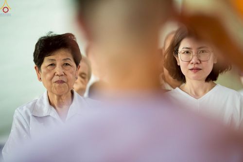 ภาพ No.228659:วันอังคารที่ 10 มิถุนายน พ.ศ. 2568 (วันพระ ขึ้น 15 ค่ำ เดือน 7) พิธีบุพเปตพลี ครั้งที่ 165 อุทิศบุญแด่หมู่ญาติที่ล่วงลับไปแล้ว และสืบทอดอายุพระพุทธศาสนา ณ หอฉันคุณยายอาจารย์ฯ วัดพระธรรมกาย