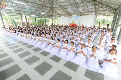 ภาพ No.158308:โครงการอบรมอุบาสก อุบาสิกาแก้ว  ตัวแทนทอดกฐิน 30,000 วัด ทั่วไทย บูชาธรรม 80 ปี หลวงพ่อธัมมชโย ระหว่างวันที่ 20-22 กันยายน พ.ศ. 2567 ณ จังหวัดบุรีรัมย์ รุ่นที่ 3