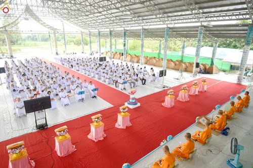 ภาพ No.249014:วันที่ 26-28 กันยายน พ.ศ. 2568 โครงการอบรมอุบาสกแก้ว อุบาสิกาแก้ว รุ่นที่ 3 ตัวแทนทอดกฐินสามัคคีทั่วไทย 30,000 วัด  ณ ศูนย์ปฏิบัติธรรมวิหารแดง อ.วิหารแดง จ.สระบุรี