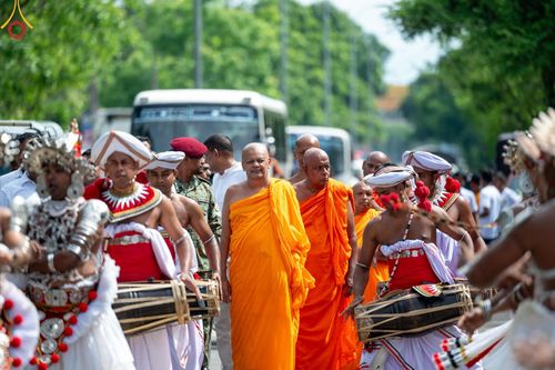 ภาพ No.139894:PhotoStory มหาศรัทธา ธรรมยาตราศรีลังกา EP.2 พิธีเปิดโครงการสยาม-ลังกา ธรรมยาตรา ฉลองเทศกาลวิสาขบูชาแห่งชาติ ศรีลังกา บูชาธรรม 80 ปีหลวงพ่อธัมมชโย เมื่อวันที่ 17 พฤษภาคม พ.ศ. 2567