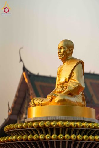 ภาพ No.297402:วันที่ 15 มกราคม พ.ศ.2569 พระธรรมยาตราปฏิบัติธรรมและถ่ายภาพหมู่ประวัติศาสตร์ อนุสรณ์สถานลำดับที่ 4 สถานที่เกิดด้วยกายธรรม  ณ วัดโบสถ์บน ต.บางคูเวียง จ.นนทบุรี ในโครงการธรรมยาตรา กตัญญูบูชา มหาปูชนียาจารย์ พระมงคลเทพมุนี(สด จนฺทสโร) พระผู้ปราบมาร อนุสรณ์ส