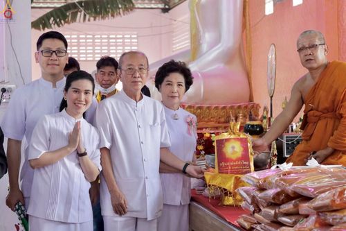 ภาพ No.284408:วันอาทิตย์ที่ 19 ตุลาคม 2568 พิธีทอดกฐินสามัคคีทั่วไทย โดยคณะศิษยานุศิษย์ บูชาธรรม 81 ปี หลวงพ่อธัมมชโย ณ วัดเอนกพิมพรประชานาถ อ.เมือง จ.สมุทรสงคราม