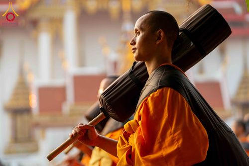 ภาพ No.297386:วันที่ 15 มกราคม พ.ศ.2569 พระธรรมยาตราปฏิบัติธรรมและถ่ายภาพหมู่ประวัติศาสตร์ อนุสรณ์สถานลำดับที่ 4 สถานที่เกิดด้วยกายธรรม  ณ วัดโบสถ์บน ต.บางคูเวียง จ.นนทบุรี ในโครงการธรรมยาตรา กตัญญูบูชา มหาปูชนียาจารย์ พระมงคลเทพมุนี(สด จนฺทสโร) พระผู้ปราบมาร อนุสรณ์ส