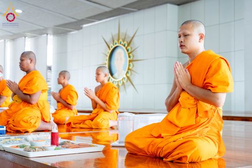 ภาพ No.346148:วันที่ 28 สิงหาคม พ.ศ.2569 พิธีบุพเปตพลี ครั้งที่ 186 ร่วมอุทิศส่วนกุศล แด่หมู่ญาติผู้ล่วงลับไปแล้ว และเป็นปัจจัยสนับสนุน การเผยแผ่พระพุทธศาสนา ณ หอฉันคุณยายอาจารย์ วัดพระธรรมกาย