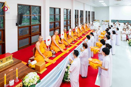 ภาพ No.314686:วันเสาร์ที่ 21 มีนาคม พ.ศ. 2569 พิธีบำเพ็ญกุศล คุณพ่อณรงค์ จินตมากุล  สิริอายุ 99 ปี 11 เดือน โยมบิดา พระครูปลัดรัตนวีรวัฒน์ (รังสฤษดิ์ อิทฺธิจินตโก) ที่ปรึกษาเจ้าคณะจังหวัดปทุมธานี เจ้าอาวาสวัดพระธรรมกาย  ณ ห้องปลูกศรัทธา 2 วัดพระธรรมกาย ปทุมธานี