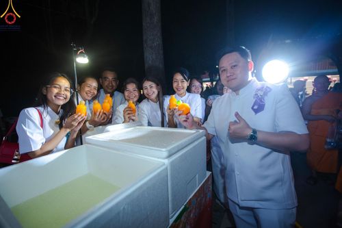 ภาพ No.167927:พิธีทอดกฐิน และ พิธีกรานกฐิน ในวันอาทิตย์ที่ 3 พฤศจิกายน พ.ศ. 2567 ณ วัดพระธรรมกาย จ.ปทุมธานี