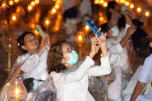 ภาพ No.118409:พิธีจุดประทีปถวายเป็นพุทธบูชา และบูชาธรรมมหาปูชนียาจารย์ พระมงคลเทพมุนี(สด จนฺทสโร) วันที่ 24 มกราคม พ.ศ. 2567 ณ อนุสรณ์สถานบางปลา อ.บางเลน จ.นครปฐม