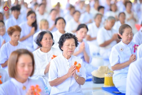 ภาพ No.327283:วันศุกร์ที่ 1 พฤษภาคม พ.ศ.2569 พิธีทอดผ้าป่า โปรยรัตนชาติ ตอกเสาเข็มมงคลต้นแรก สถาปนา “องค์พระเจดีย์เพื่อสร้างสันติภาพโลก” (แห่งแรกของภาคอีสาน) ณ ธุดงคสถานอำนาจเจริญ  อ.เมือง จ.อำนาจเจริญ