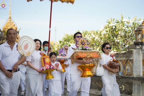 ภาพ No.283288:วันที่ 26 ตุลาคม 2568 พิธีทอดกฐินสามัคคีทั่วไทย 30,000 วัด  โดยคณะศิษยานุศิษย์ บูชาธรรม 81 ปี  หลวงพ่อธัมมชโย ณ วัดลานแหลม อ.นครชัยศรี จ.นครปฐม