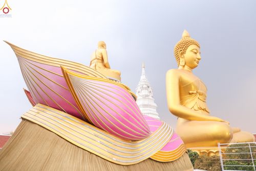 ภาพ No.299953:วันที่ 22 มกราคม พ.ศ.2569 พระธรรมยาตราปฏิบัติธรรม และถ่ายภาพหมู่ประวัติศาสตร์ ณ อาคารธรรมยาตรา กตัญญูบูชามหาปูชนียาจารย์  ตรงข้ามวัดปากน้ำภาษีเจริญ จ.กรุงเทพมหานคร ในโครงการธรรมยาตรา กตัญญูบูชา มหาปูชนียาจารย์ พระมงคลเทพมุนี(สด จนฺทสโร) พระผู้ปราบมาร อนุ