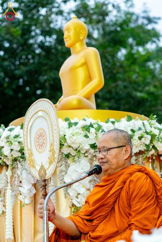 ภาพ No.285884:วันเสาร์ที่ 13 ธันวาคม พ.ศ.2568 พิธีตักบาตรพระภิกษุสามเณร 1,000 รูป ณ บริเวณหน้าอุทยานแห่งชาติเขาใหญ่ อำเภอปากช่อง จ.นครราชสีมา