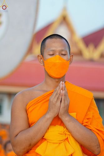 ภาพ No.71991:พิธีตักบาตรพระธรรมยาตราฯ ในโครงการธรรมยาตรากตัญญูบูชา มหาปูชนียาจารย์ พระมงคลเทพมุนี(สด จนฺทสโร) พระผู้ปราบมาร ปีที่ 11 ณ อนุสรณ์สถานลำดับที่ 3 สถานที่เกิดใหม่ในเพศสมณะ วัดสองพี่น้อง อ.สองพี่น้อง จ.สุพรรณบุรี วันที่ 18 มกราคม พ.ศ. 2566