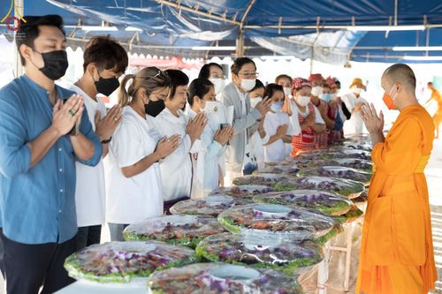 พิธีถวายภัตตาหารเป็นสังฆทาน แด่คณะพระธรรมยาตราฯ ในโครงการธรรมยาตรากตัญญูบูชา มหาปูชนียาจารย์ พระมงคลเทพมุนี(สด จนฺทสโร) พระผู้ปราบมาร อนุสรณ์สถาน 7 แห่ง ปีที่ 11 วันที่ 29 มกราคม พ.ศ. 2566