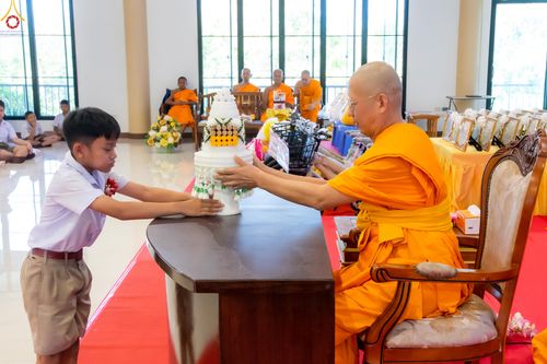 ภาพ No.283938:วันที่ 18 พฤศจิกายน พ.ศ. 2568 พิธีทอดกฐินสามัคคีทั่วไทย 30,000 วัด  โดยคณะศิษยานุศิษย์ บูชาธรรม 81 ปี  หลวงพ่อธัมมชโย  ณ วัดสวายสอ จ.บุรีรัมย์