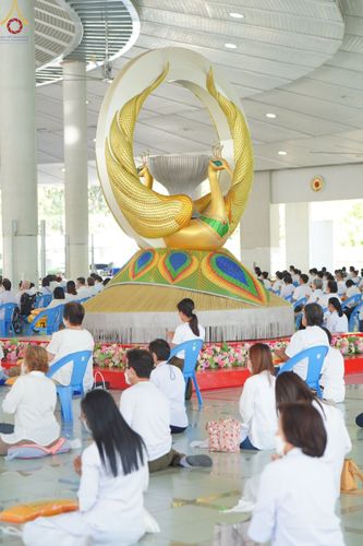 ภาพ No.72798:พิธีเจริญพระพุทธมนต์ และถวายภัตตาหารเป็นสังฆทาน เนื่องในวันคล้ายวันเกิด ครบรอบ 114 ปี คุณยายอาจารย์มหารัตนอุบาสิกาจันทร์ ขนนกยูง วันที่ 19 มกราคม พ.ศ. 2566 ณ หอฉันคุณยายอาจารย์ฯ วัดพระธรรมกาย จ.ปทุมธานี