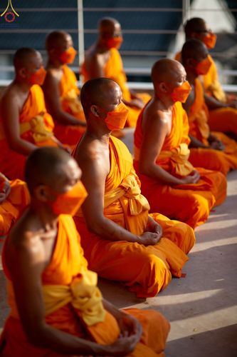 ภาพ No.74312:พุทธบุตรธรรมยาตรา ปฏิบัติธรรมและบันทึกภาพประวัติศาสตร์ ในโครงการธรรมยาตรากตัญญูบูชา มหาปูชนียาจารย์ พระมงคลเทพมุนี(สด จนฺทสโร) พระผู้ปราบมาร อนุสรณ์สถาน 7 แห่ง ปีที่ 11 ณ อนุสรณ์สถานลำดับที่ 6 สถานที่ค้นคว้าและเผยแผ่วิชาธรรมกาย วัดปากน้ำภาษีเจริญ กรุงเทพ