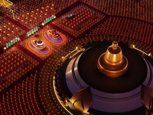 ภาพ No.302321:วันที่ 23 มกราคม พ.ศ. 2569 พิธีจุดประทีปธรรมถวายเป็นพุทธบูชา (ภาพชุดที่ 2) และบูชาธรรมมหาปูชนียาจารย์  ณ อนุสรณ์สถานลำดับที่ 5 สถานที่เผยแผ่วิชชาธรรมกายครั้งแรก อนุสรณ์สถานบางปลา วัดบางปลา อำเภอบางเลน จังหวัดนครปฐม ในโครงการธรรมยาตรา กตัญญูบูชา มหาปูชนีย