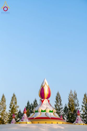 ภาพ No.290695:วันที่ 8 มกราคม พ.ศ. 2569 พระธรรมยาตราปฏิบัติธรรม และถ่ายภาพหมู่ประวัติศาสตร์ ในโครงการธรรมยาตรา กตัญญูบูชามหาปูชนียาจารย์ พระมงคลเทพมุนี(สด จนฺทสโร) พระผู้ปราบมาร อนุสรณ์สถาน 7 แห่ง ปีที่ 14 ณ อนุสรณ์สถานคลองบางนางแท่น อ.สามพราน จ.นครปฐม