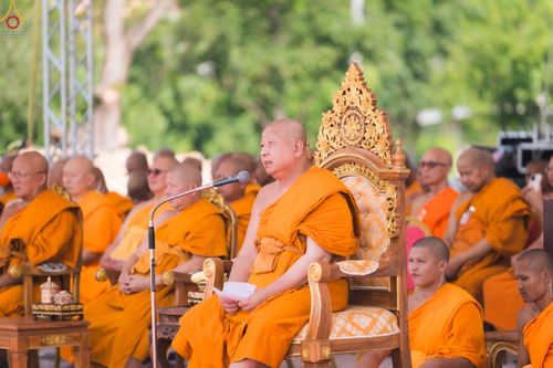 ภาพ No.331412:วันที่ 31 พฤษภาคม พ.ศ.2569 พิธีทอดผ้าป่าและตอกเสาเข็มมงคลต้นแรก องค์พระเจดีย์เพื่อสร้างสันติภาพโลก  ณ ธุดงคสถานพัฒนานิคม จังหวัดลพบุรี