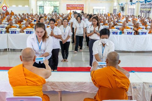 ภาพ No.137682:พิธีตักบาตร พิธีถวายสังฆทานแด่คณะสงฆ์ 323 วัด พิธีทำบุญอุทิศส่วนกุศลแด่ผู้วายชนม์ ในเหตุการณ์ความไม่สงบ 4 จังหวัดชายแดนภาคใต้ ปีที่ 20 ครั้งที่ 169 และพิธีมอบกองทุนหนุนแรงใจช่วยครูใต้ ปีที่ 17 ครั้งที่ 134 วันที่ 25 พฤษภาคม พ.ศ.2567 อ.ตากใบ จ.นราธิวาส