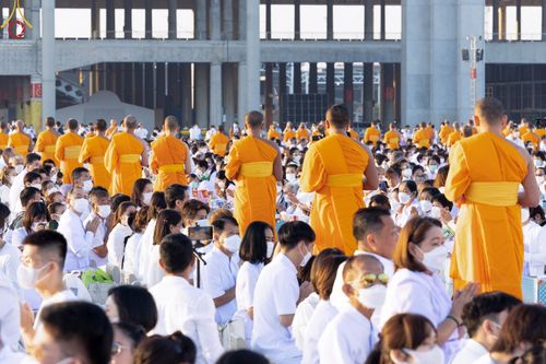 ภาพ No.68732:พิธีตักบาตรฉลองพระใหม่ วันที่ 1 มกราคม พ.ศ. 2566 ณ วัดพระธรรมกาย จ.ปทุมธานี