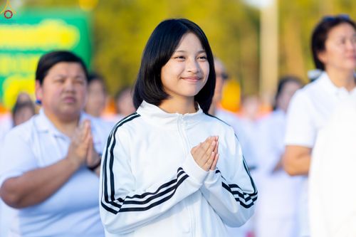 ภาพ No.291962:วันที่ 10 มกราคม พ.ศ. 2569 พิธีจุดประทีปถวายเป็นพุทธบูชา และบูชาธรรมมหาปูชนียาจารย์  ณ อนุสรณ์สถานคลองบางนางแท่น อ.สามพราน จ.นครปฐม ในโครงการธรรมยาตรา กตัญญูบูชา มหาปูชนียาจารย์ พระมงคลเทพมุนี(สด จนฺทสโร) พระผู้ปราบมาร อนุสรณ์สถาน 7 แห่ง ปีที่ 14