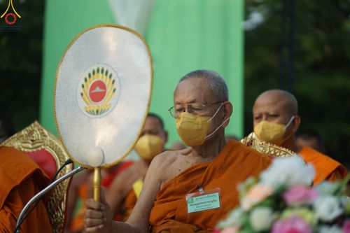 ภาพ No.81353:พิธีตักบาตรพระ ๑,๐๒๘ รูป ถวายเป็นพุทธบูชา เนื่องในสัปดาห์วิสาขบูชาโลก  ช่วยคณะสงฆ์ ๓๒๓ วัด ๔ จังหวัดชายแดนใต้ วันอาทิตย์ที่ ๒๘ พฤษภาคม พ.ศ.๒๕๖๖ ณ ศูนย์ปฎิบัติธรรมดอยหล่อ อำเภอดอยหล่อ จังหวัดเชียงใหม่