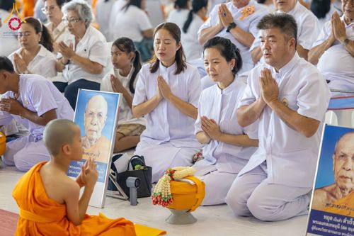 ภาพ No.319590:วันเสาร์ที่ 4 เมษายน พ.ศ.2569 พิธีขอขมา มอบผ้าไตร และถวายบาตรแด่นาคธรรมทายาท ในโครงการบรรพชาสามเณรฟื้นฟูพระพุทธศาสนาทั่วไทย โครงการหน่อแก้วเปรียญธรรม รุ่นที่ 14 โครงการสามเณรยุวธรรมทายาท รุ่นที่ 34 โครงการสามเณรมัชฌิมธรรมทายาท รุ่นที่ 30 ณ สภาธรรมกายสากล