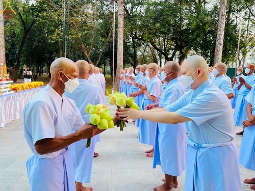ภาพ No.112281:พิธีบรรพชาอุปสมบท โครงการอุปสมบทหมู่บูชาธรรม 115 ปี คุณยายอาจารย์ฯ, โครงการอุปสมบทหมู่ธรรมทายาท ระดับอุดมศึกษา รุ่นที่ 50 ภาคฤดูหนาว ณ โบสถ์พระไตรปิฎก วัดพระธรรมกาย จ.ปทุมธานี วันเสาร์ที่ 13 มกราคม พ.ศ. 2567
