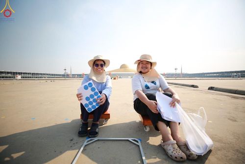 ภาพ No.120841:V.20 เป็นปลื้ม การเตรียมงาน เก็บงาน การรับบุญของเจ้าหน้าที่หน่วยงานต่างๆ เพื่อโครงการธรรมยาตรา กตัญญูบูชา มหาปูชนียาจารย์ พระมงคลเทพมุนี (สด จนฺทสโร) พระผู้ปราบมาร อนุสรณ์สถาน 7 แห่ง ปีที่ 12 ระหว่างวันที่ 2 - 31 มกราคม พ.ศ.2567