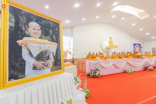 ภาพ No.246849:วันอาทิตย์ที่ 14 กันยายน พ.ศ. 2568 พิธีทอดผ้าป่า ซื้อดิน ปรับพื้นที่ลานธรรม  และพิธีกลั่นแผ่นดิน โปรยทราย สถาปนาองค์พระเจดีย์ เพื่อสร้างสันติภาพโลก  ณ ศูนย์ปฏิบัติธรรมสระบุรี อ.พระพุทธบาท จ.สระบุรี