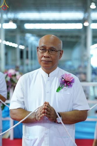 ภาพ No.151440:พิธีจุดเทียนใจ ไฟนิรันดร์ อนันตชัย ณ สภาธรรมกายสากล วัดพระธรรมกาย วันอาทิตย์ต้นเดือนที่ 1 กันยายน พ.ศ. 2567