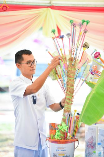 ภาพ No.95395:พิธีทอดกฐินสามัคคี เพื่อสร้างอาคาร 80 ปี หลวงพ่อธัมมชโย ณ ศูนย์ปฏิบัติธรรมวิหารแดง อำเภอวิหารแดง จ.สระบุรี วันที่ 18 พฤศจิกายน พ.ศ. 2566