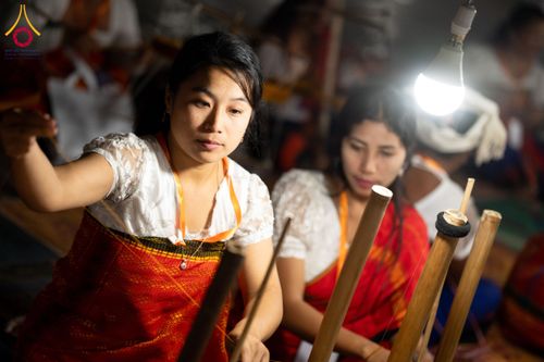 ภาพ No.176168:พิธีทอดกฐินสมทบ โดยมูลนิธิธรรมกาย ในนามหลวงพ่อธัมมชโย ณ วัดสัทธนารามา บานา วิหาร เมืองไดยุน รัฐอรุนาจาลประเทศ ประเทศอินเดีย วันที่ 15 พฤศจิกายน พ.ศ. 2567