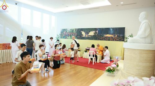 ภาพ No.139501:กิจกรรมวันวิสาขบูชา ณ Dhammakaya Centre Singapore วันที่ 21-22 พฤษภาคม พ.ศ. 2567