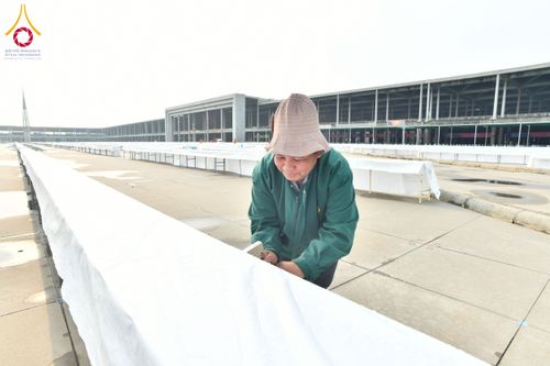 ภาพ No.217731:วันที่ 10-14 เมษายน พ.ศ. 2568 เจ้าหน้าที่อาสาสมัคร เตรียมงานวันคุ้มครองโลก ชุดที่ 2 วัดพระธรรมกาย จ.ปทุมธานี