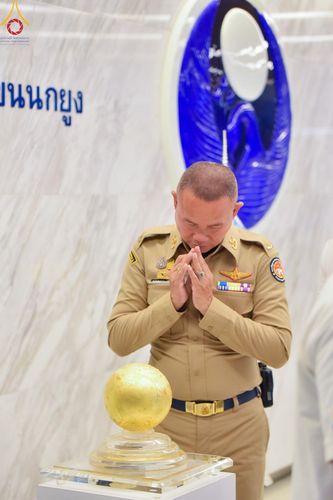 ภาพ No.144610:ชาวอำเภอคลองหลวง จังหวัดปทุมธานี ถวายเทียนพรรษามหามงคล เนื่องในเทศกาลเข้าพรรษา ประจำปี 2567 แด่คณะสงฆ์วัดพระธรรมกาย  วันพฤหัสบดีที่ 18 กรกฎาคม พ.ศ. 2567