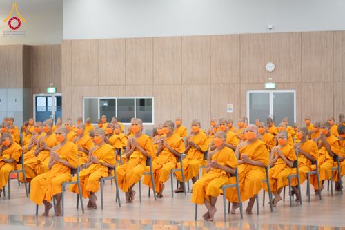 ภาพ No.129283:พิธีมอบรางวัลแก่สามเณรผู้สอบผ่าน โครงการสามเณรทรงพระปาฏิโมกข์ ณ ค่ายจองแชมป์ หมู่กุฏิสามเณรเปรียญธรรม วัดพระธรรมกาย วันอาทิตย์ที่ ๑๐ มีนาคม พ.ศ.๒๕๖๗